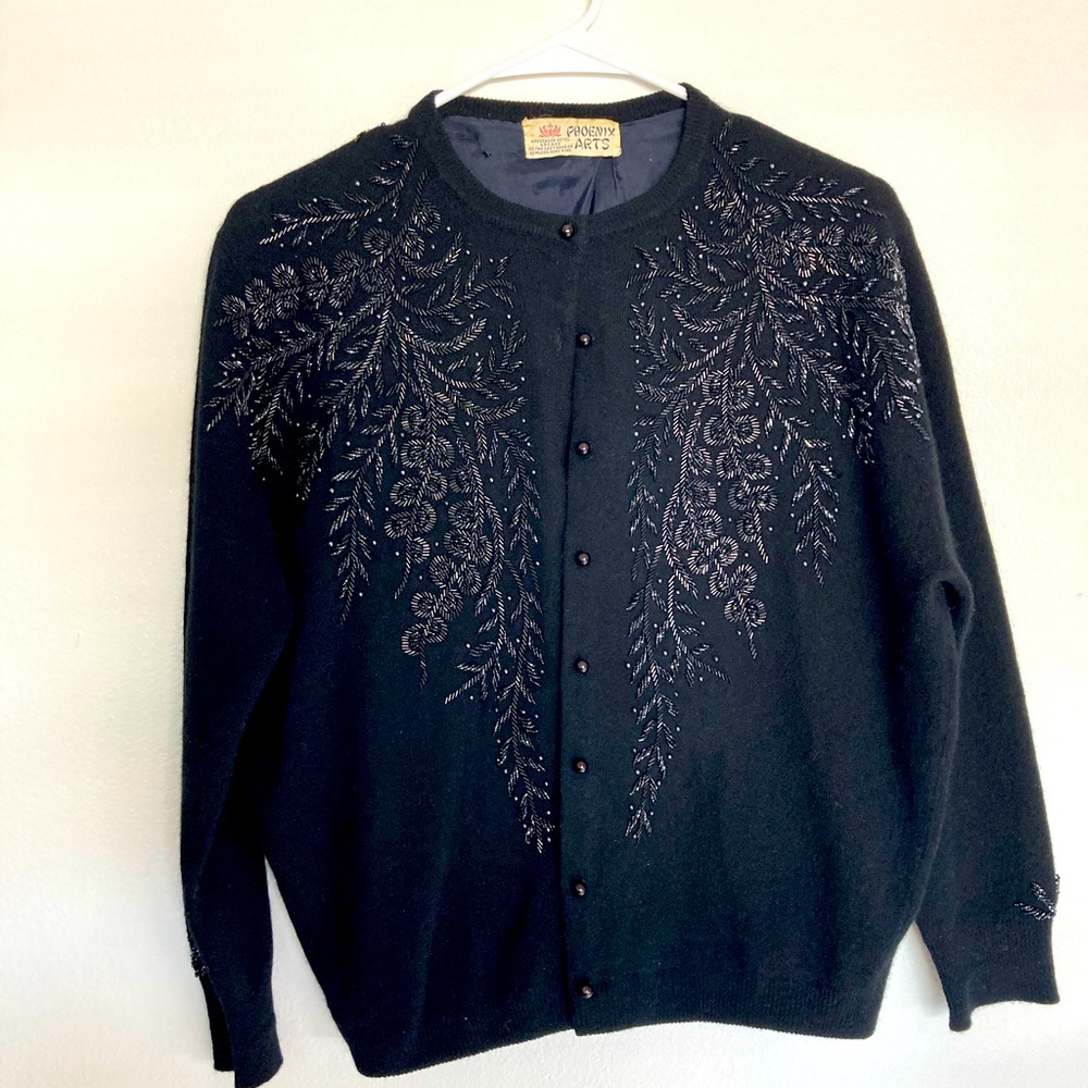 VINTAGE BLACK EMBROIDERY CARDIGAN